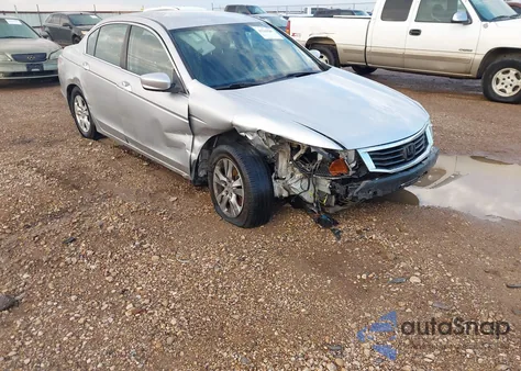 2008 Honda Accord Lxp z USA, uszkodzony, nr VIN JHMCP26448C013857